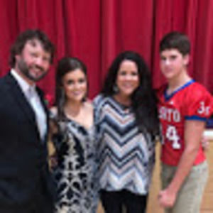 Meet your Posher, Holly